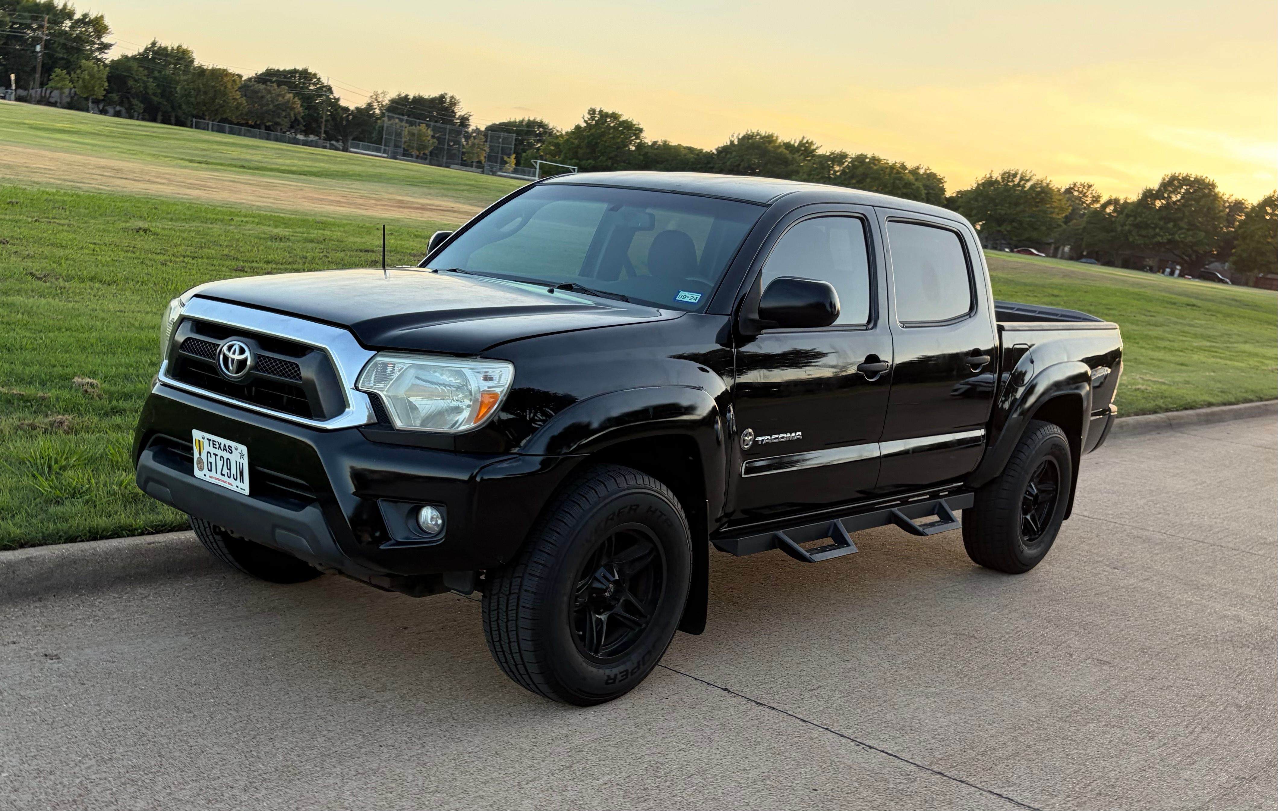 Used 2013 Toyota Tacoma PreRunner w/ SR5 Pkg RWD image 13