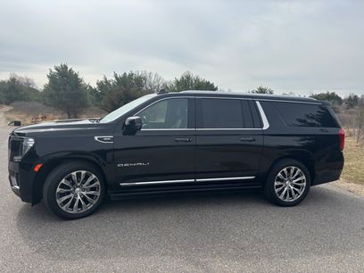 Used 2023 GMC Yukon XL Denali w/ Denali Reserve Package