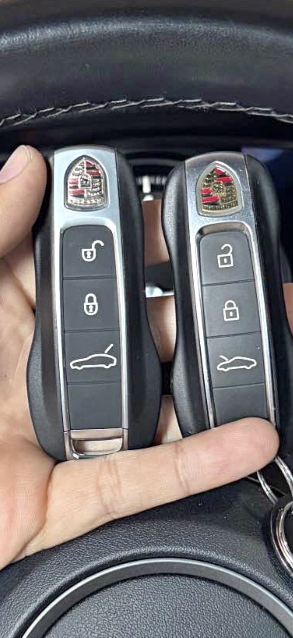 Used 2014 Porsche Panamera 4 AWD/4WD image 21