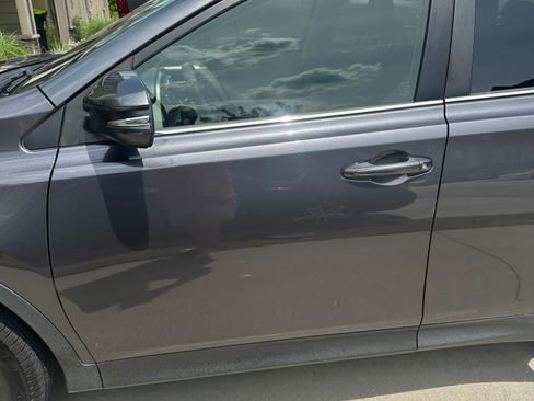 Used 2014 Toyota RAV4 XLE image 5