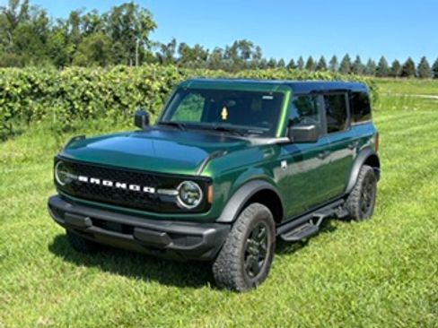 Used 2025 Ford Bronco Big Bend AWD/4WD image 2