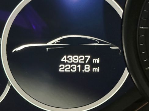 Used 2020 Porsche Panamera RWD image 13