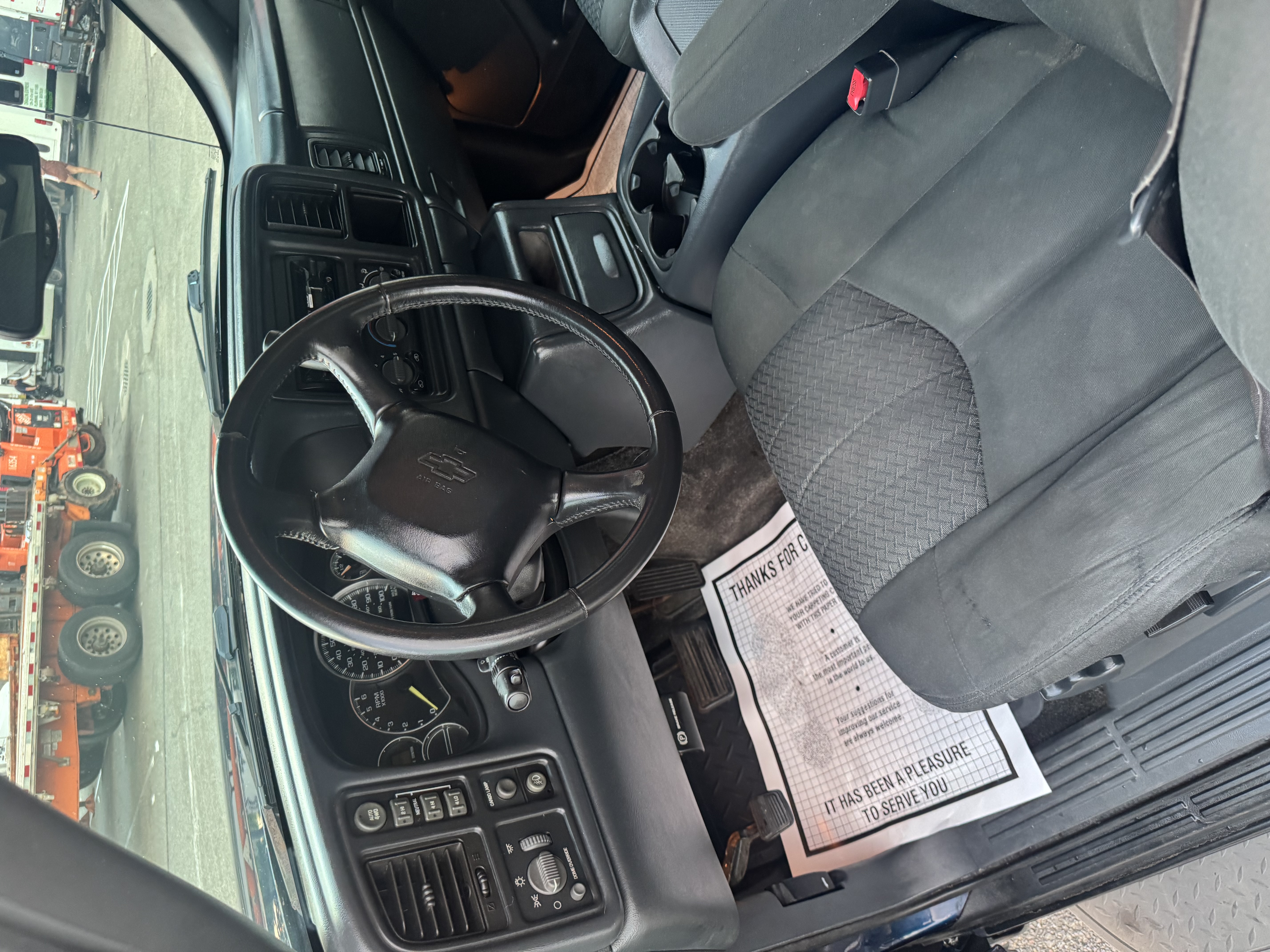 Used 2002 Chevrolet Avalanche 4x4 w/ Off-Road Suspension Pkg image 13