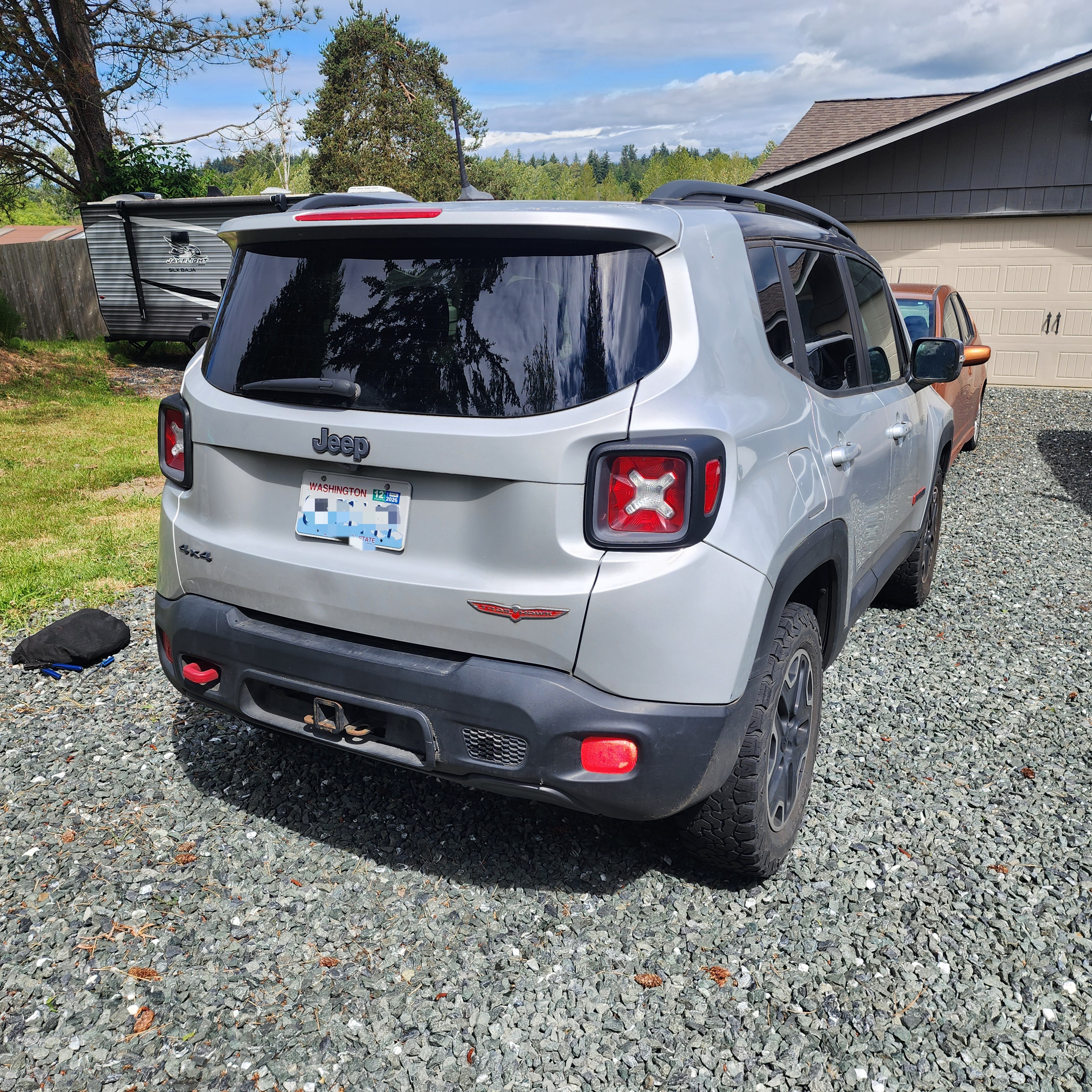 Used 2017 Jeep Renegade Trailhawk w/ Trailer Tow Group AWD/4WD image 5