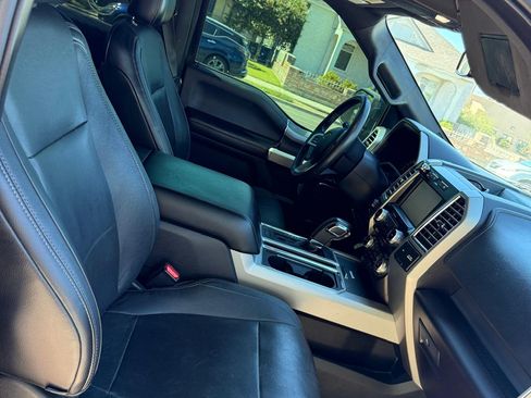 Used 2015 Ford F150 Lariat w/ Equipment Group 502A Luxury AWD/4WD image 8