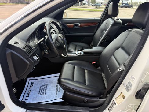Used 2011 Mercedes-Benz C 300 C 300 Sport Sedan 4D image 9