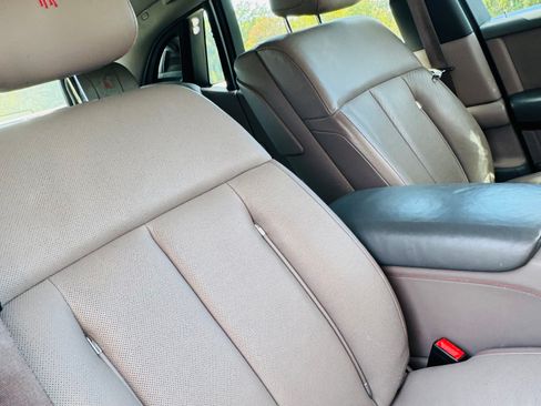 Used 2018 Rolls-Royce Phantom Sedan image 17