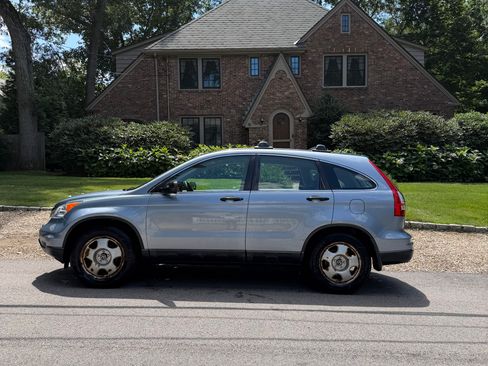 Used 2011 Honda CR-V LX image 1