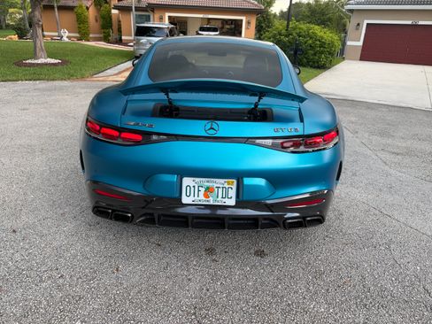 Used 2024 Mercedes-Benz AMG GT 63 image 9