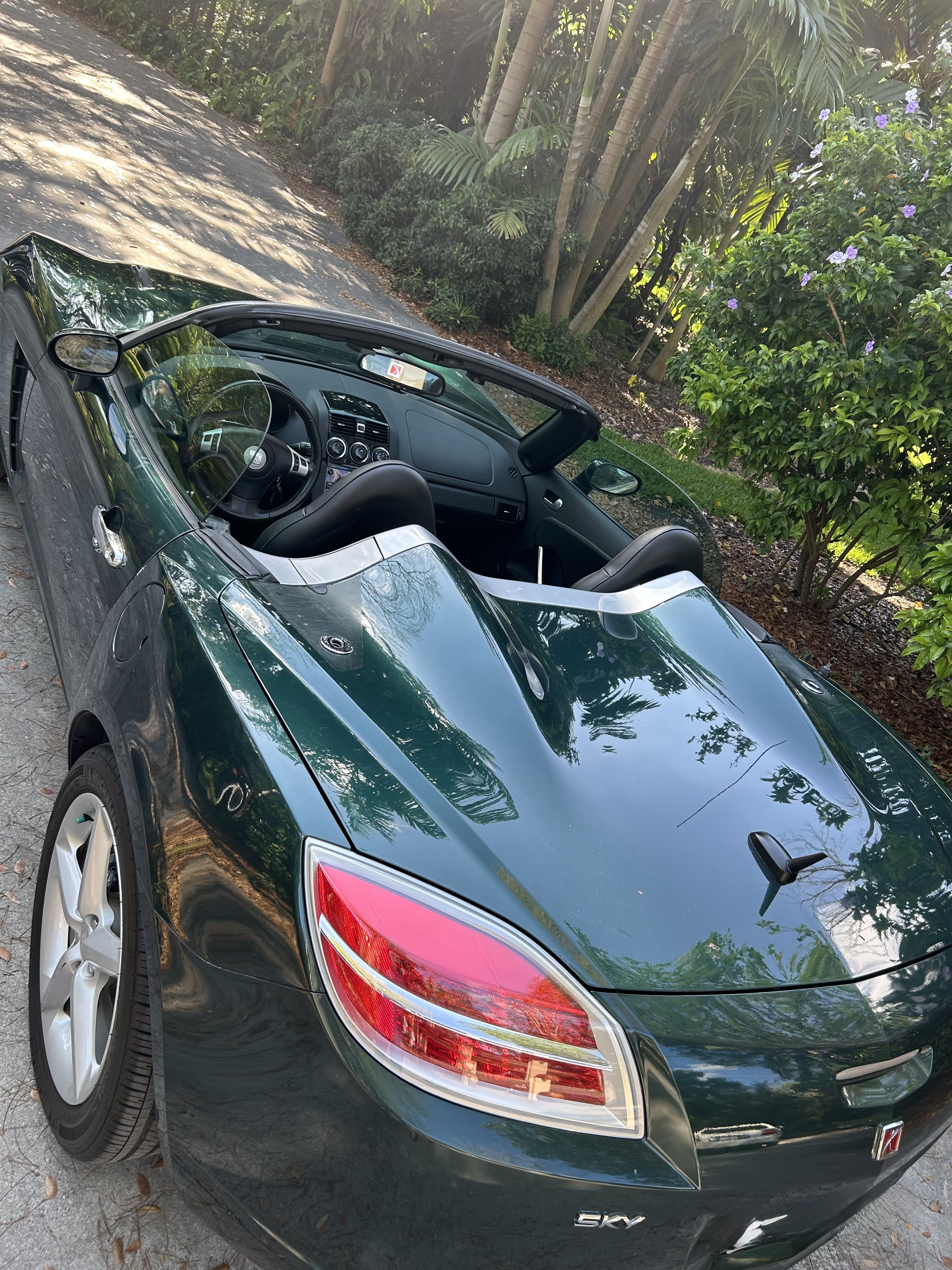 Used 2007 Saturn Sky w/ Premium Trim Pkg RWD image 4