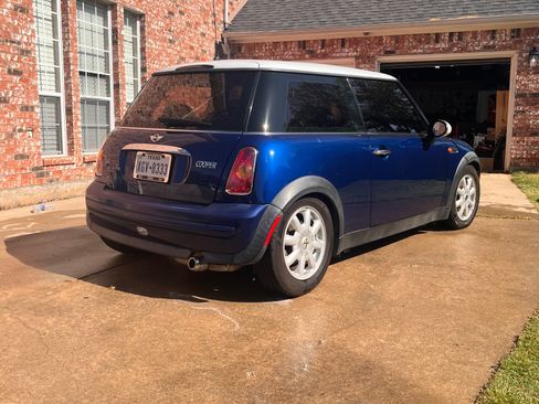 Used 2004 MINI Cooper Hardtop image 4