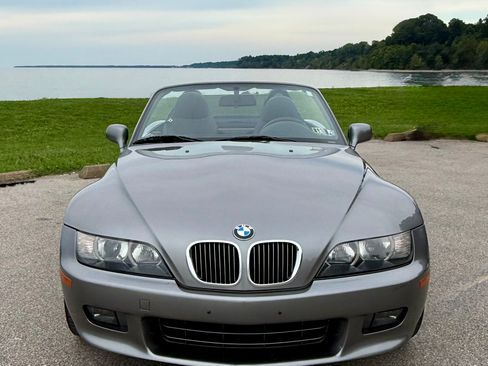 Used 2001 BMW Z3 3.0i RWD image 8