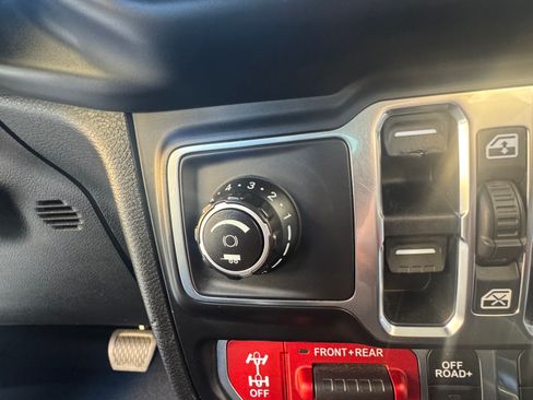 Used 2020 Jeep Gladiator Rubicon image 26