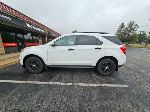 Used 2015 Chevrolet Equinox LT w/ Driver Convenience Package image 4