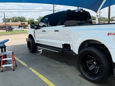 Used 2023 Ford F350 Lariat w/ Chrome Package AWD/4WD image 12
