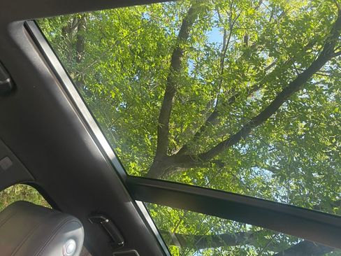 Used 2016 Land Rover Range Rover HSE image 22