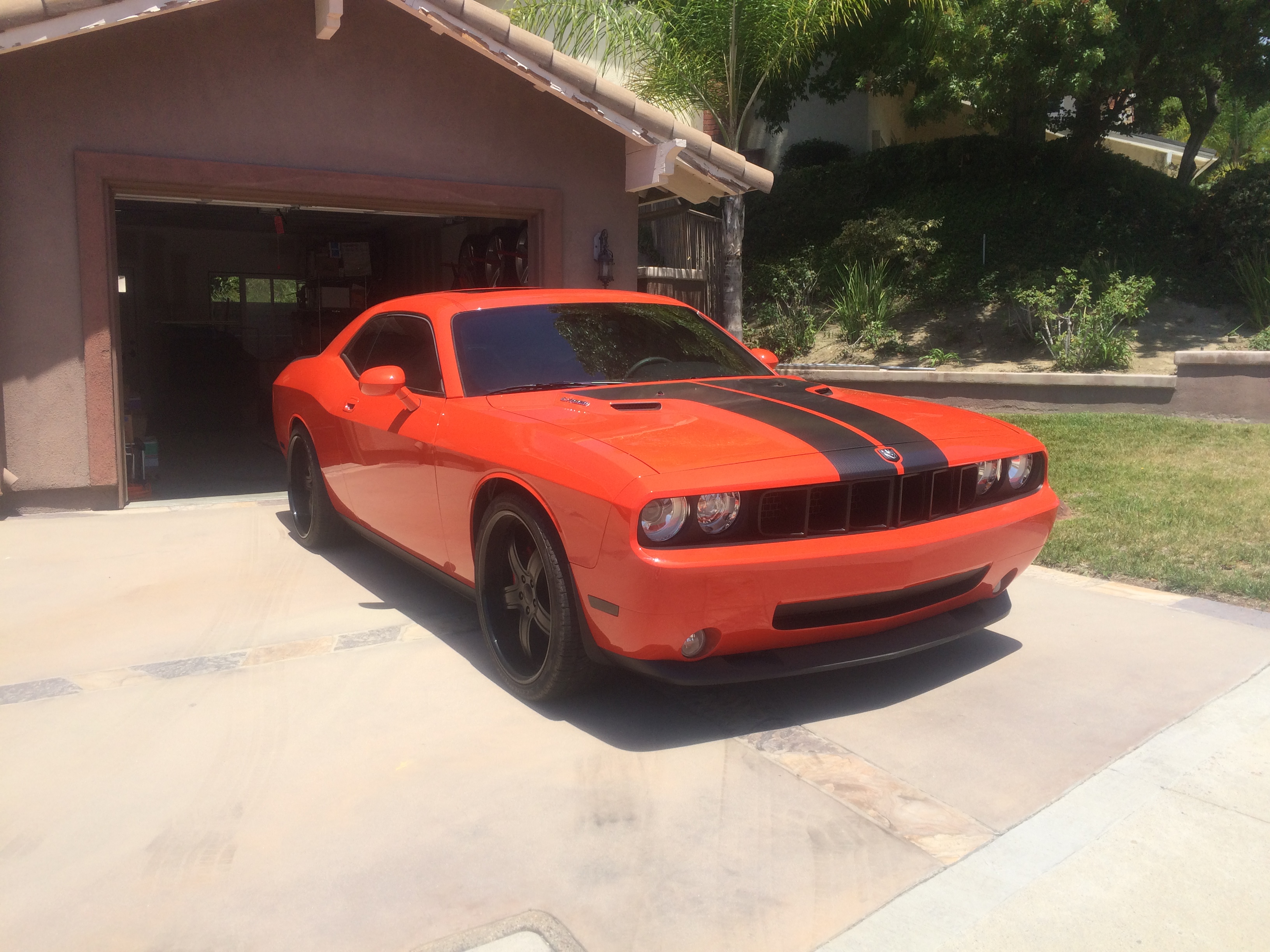 Used 2008 Dodge Challenger SRT8 RWD image 4