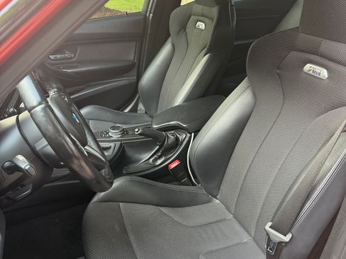 Used 2015 BMW M3 RWD image 11
