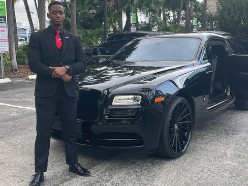 Used 2014 Rolls-Royce Wraith image 9