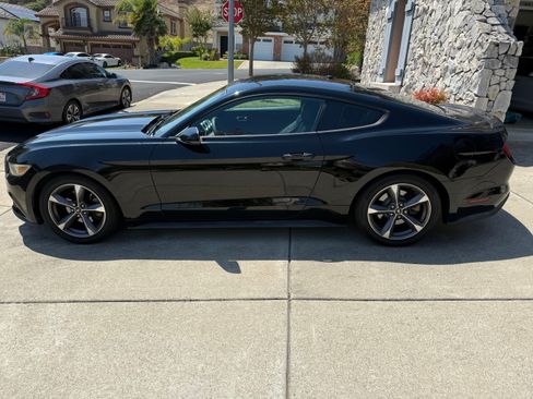 Used 2015 Ford Mustang Premium w/ Enhanced Security Package RWD image 4