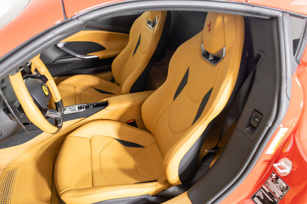 Used 2024 Ferrari 296 GTS RWD image 4
