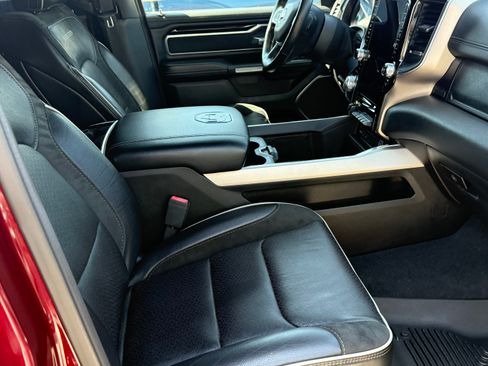 Used 2019 RAM 1500 Laramie image 9