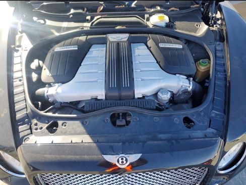 Used 2015 Bentley Flying Spur W12 image 10