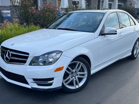 Used 2014 Mercedes-Benz C 250 Sedan image 1