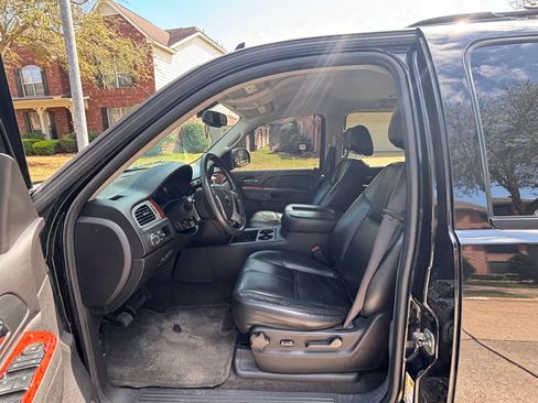 Used 2011 Chevrolet Tahoe LT w/ Texas Edition image 8