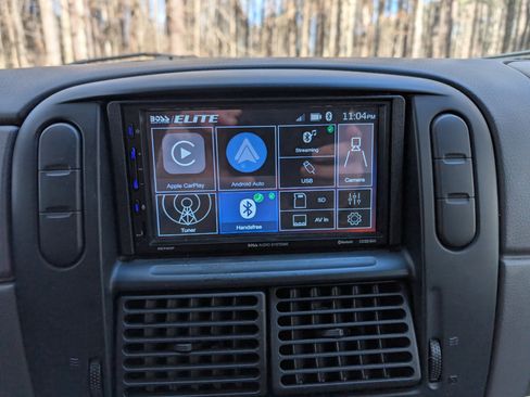 Used 2003 Ford Explorer Sport XLS image 8