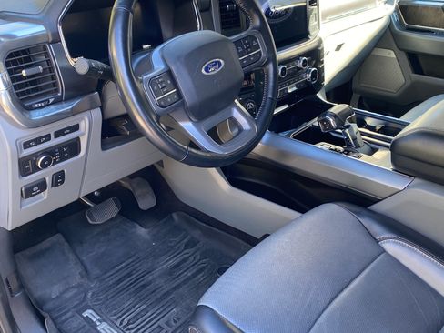 Used 2021 Ford F150 Lariat image 5