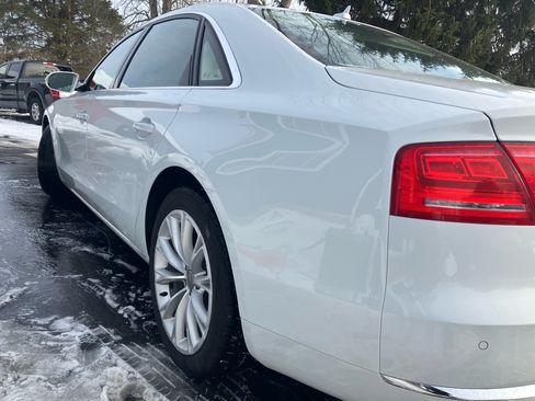 Used 2012 Audi A8 L 4.2 image 8