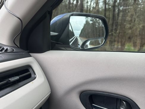 Used 2017 Honda HR-V LX image 14