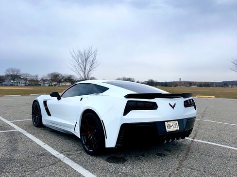 Used 2019 Chevrolet Corvette Grand Sport image 9