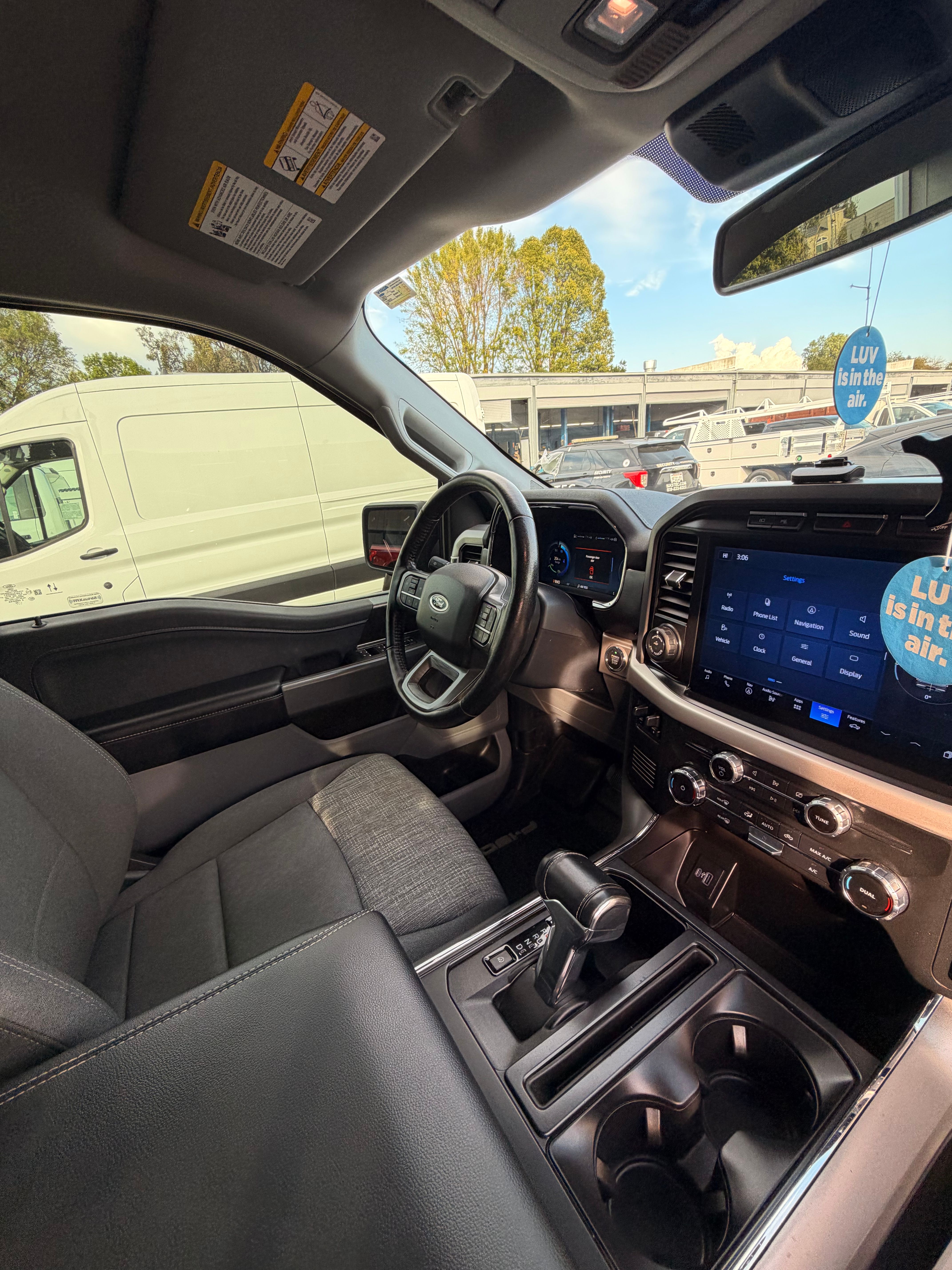 Used 2022 Ford F150 Lightning XLT w/ Tow Technology Package AWD/4WD image 20