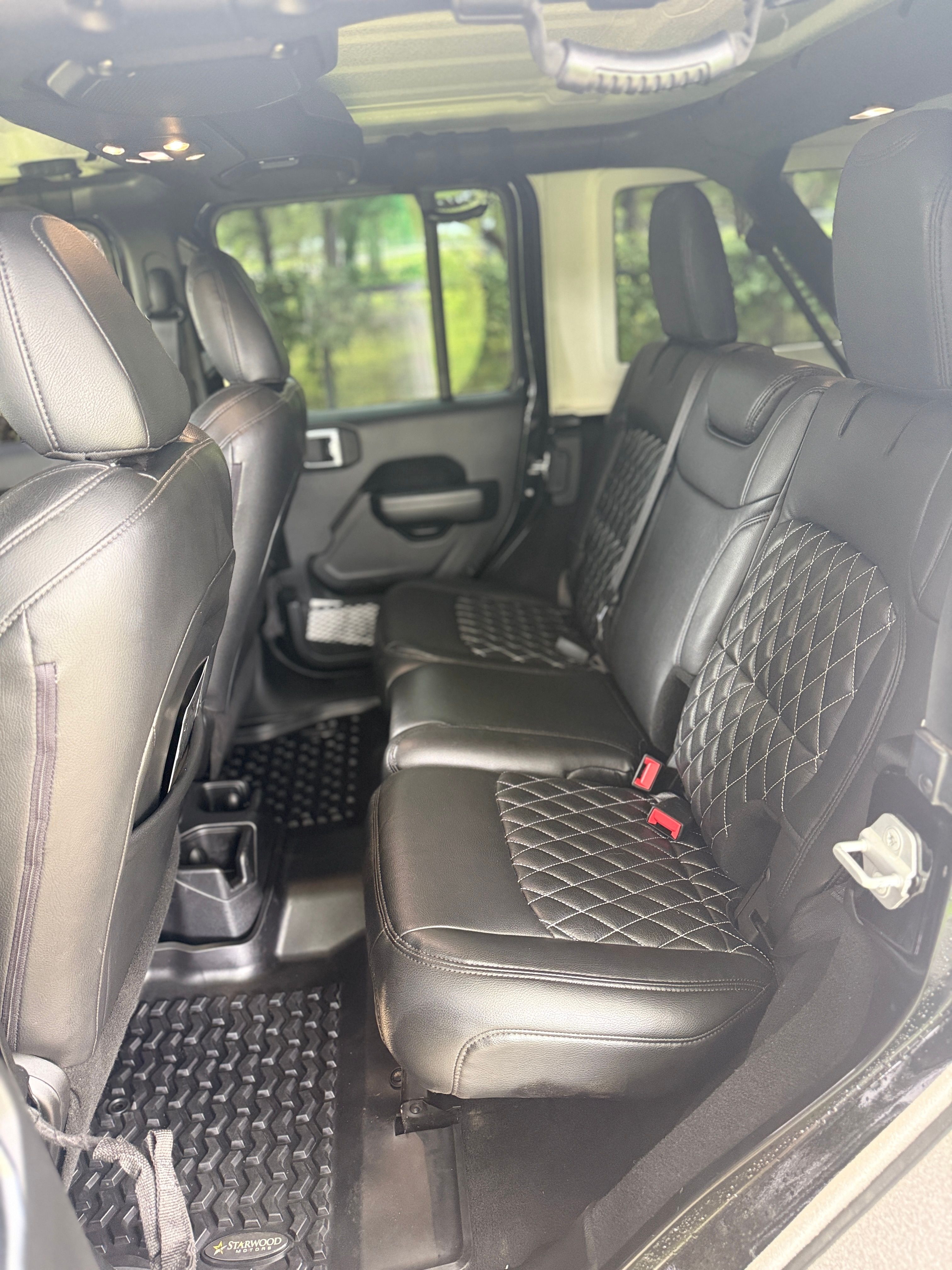 Used 2019 Jeep Wrangler Unlimited Sport S AWD/4WD image 9