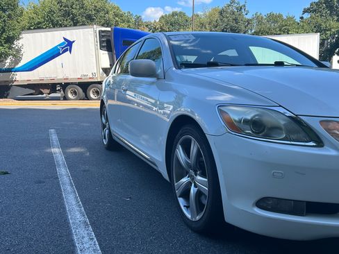 Used 2006 Lexus GS 430 w/ Preferred Accessory Pkg RWD image 2
