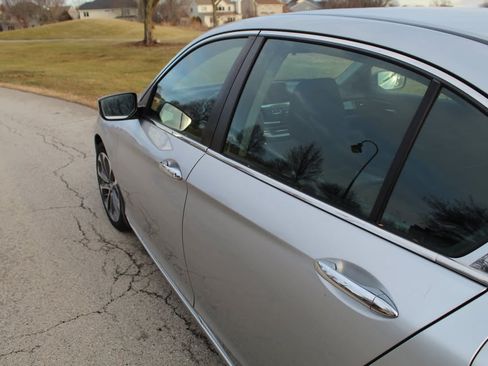 Used 2013 Honda Accord Sport image 15