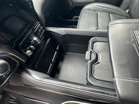 Used 2022 RAM 1500 Limited image 13