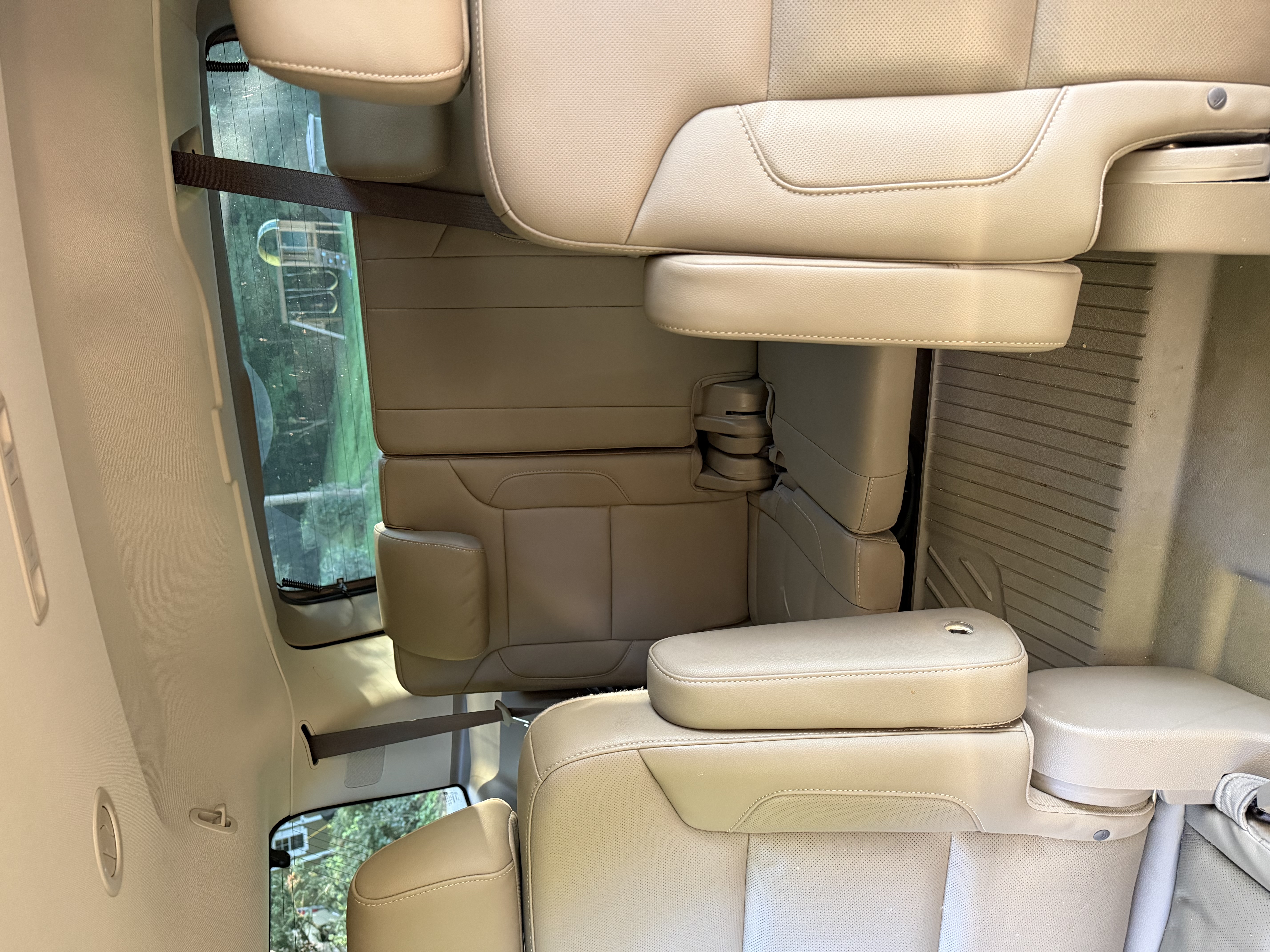 Used 2019 GMC Yukon SLT w/ HD Trailering Package RWD image 15