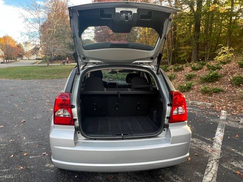 Used 2010 Dodge Caliber SXT image 6