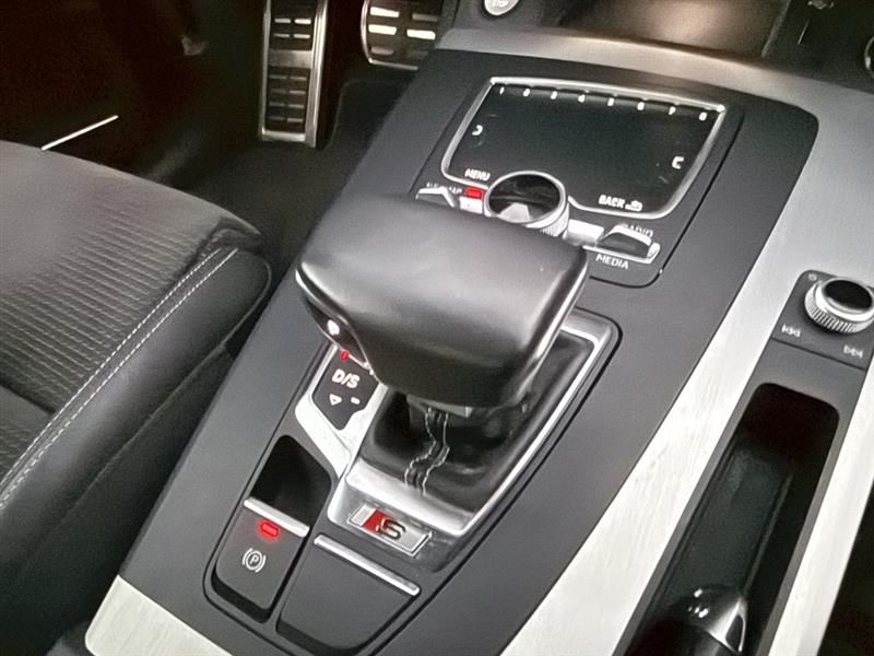 Used 2018 Audi SQ5 Premium Plus AWD/4WD image 19