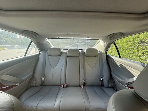 Used 2009 Toyota Camry XLE image 16