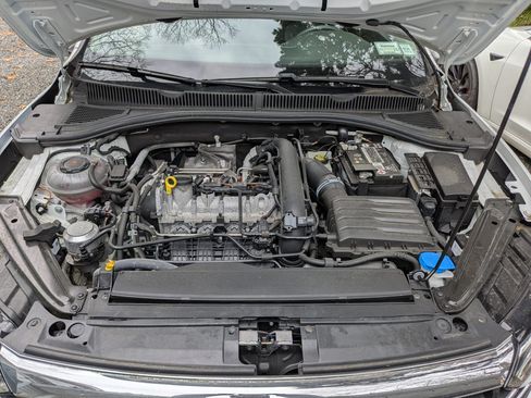 Used 2021 Volkswagen Jetta SE image 11