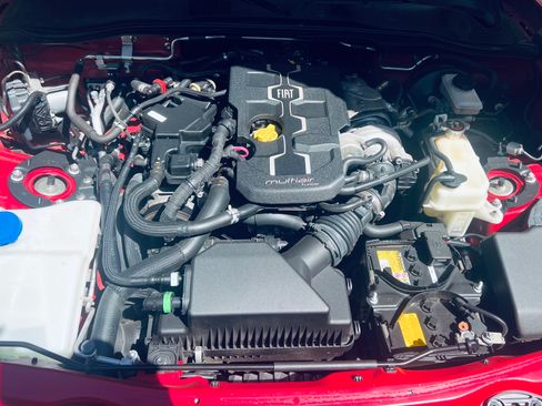 Used 2017 FIAT 124 Spider Classica image 12