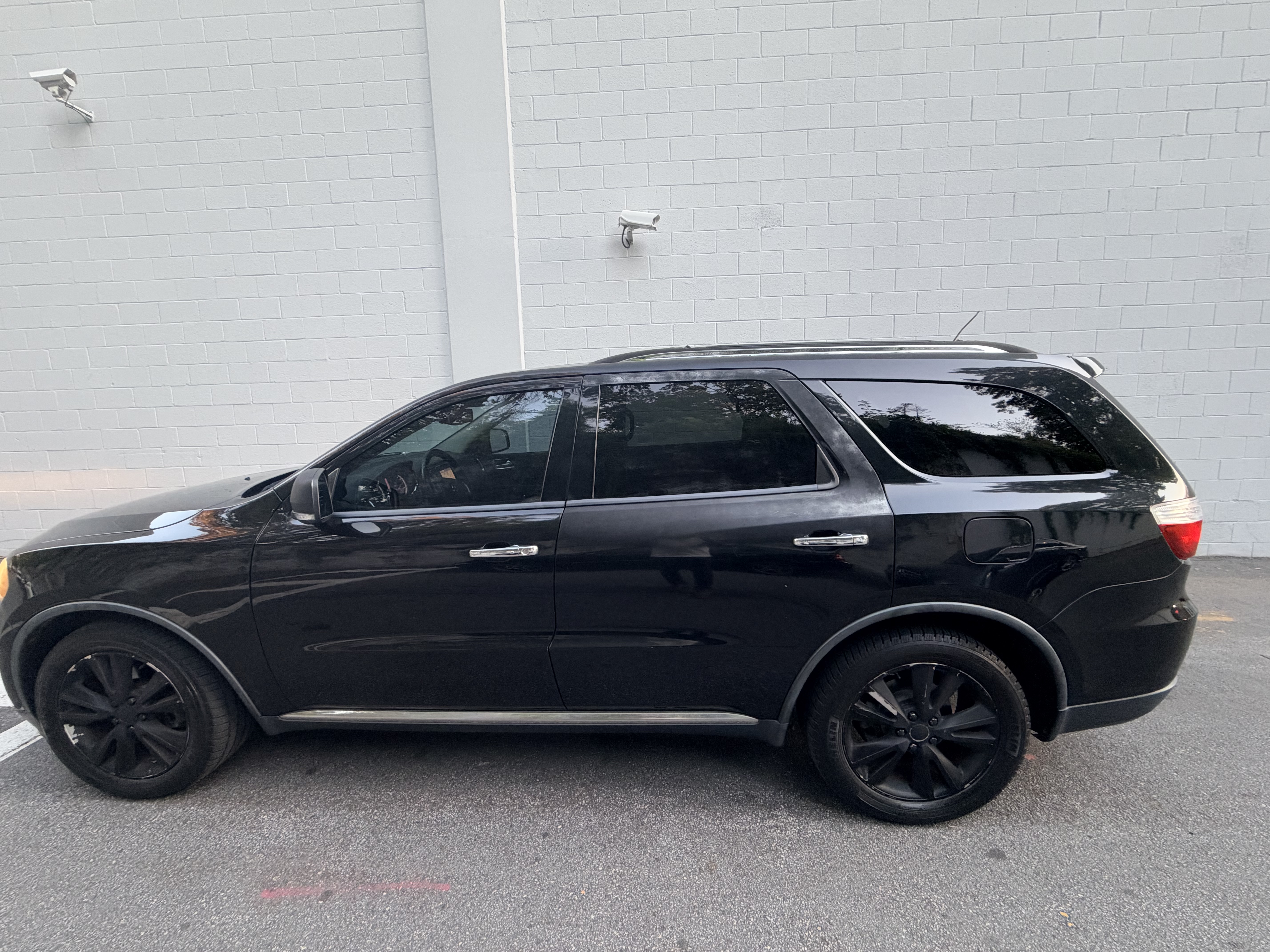 Used 2011 Dodge Durango Crew AWD/4WD image 1
