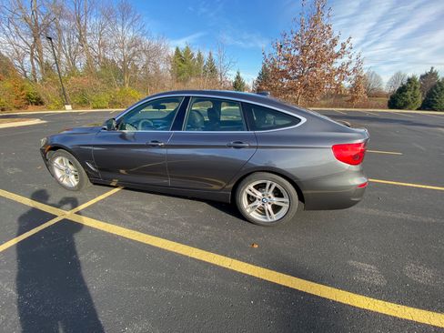 Used 2018 BMW 330i Gran Turismo xDrive image 11