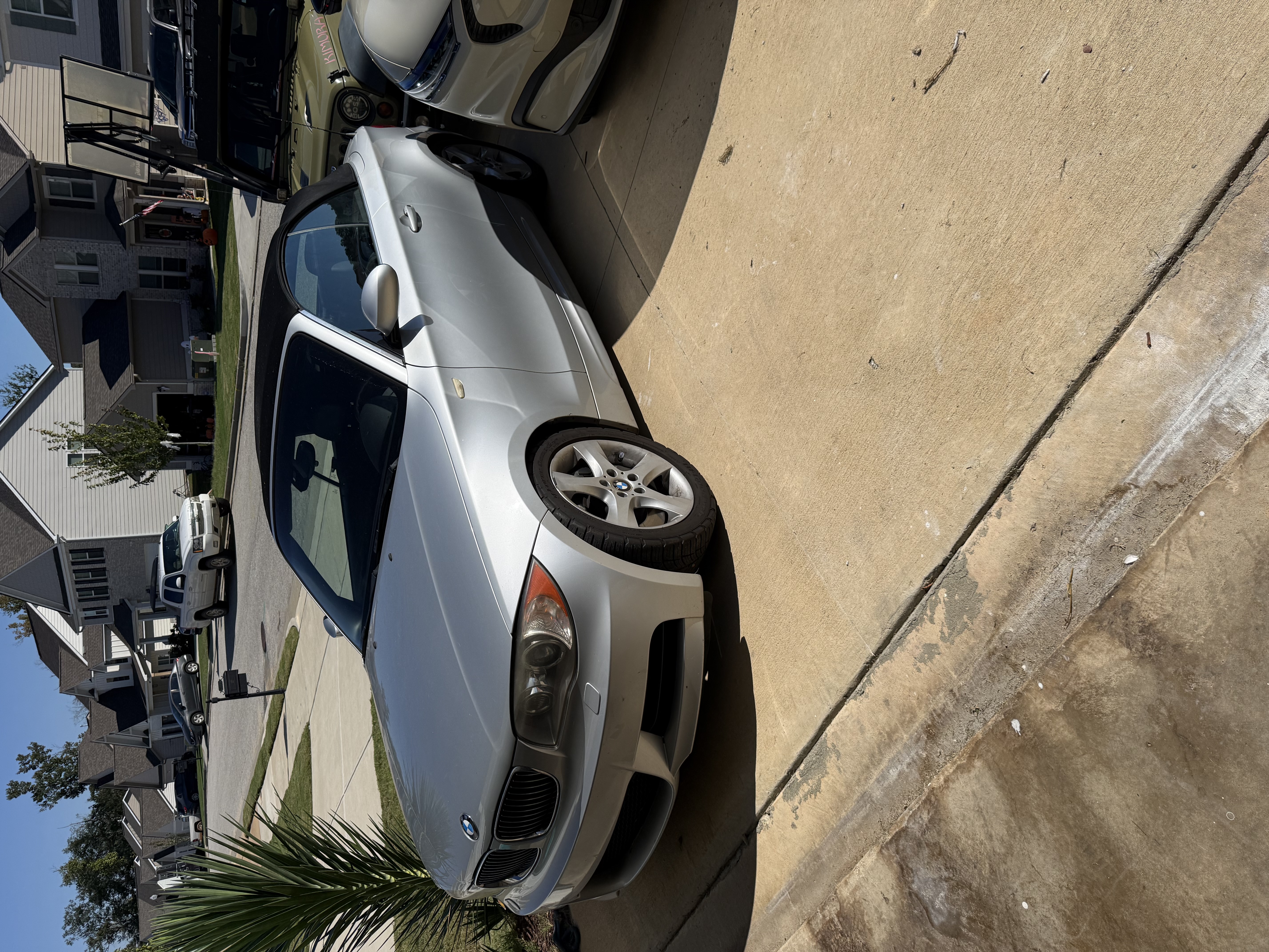 Used 2008 BMW 135i Convertible RWD image 2