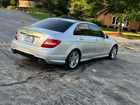Used 2014 Mercedes-Benz C 300 4MATIC Sedan image 9