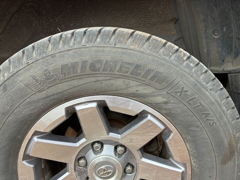 Used 2014 Toyota 4Runner Trail AWD/4WD image 30